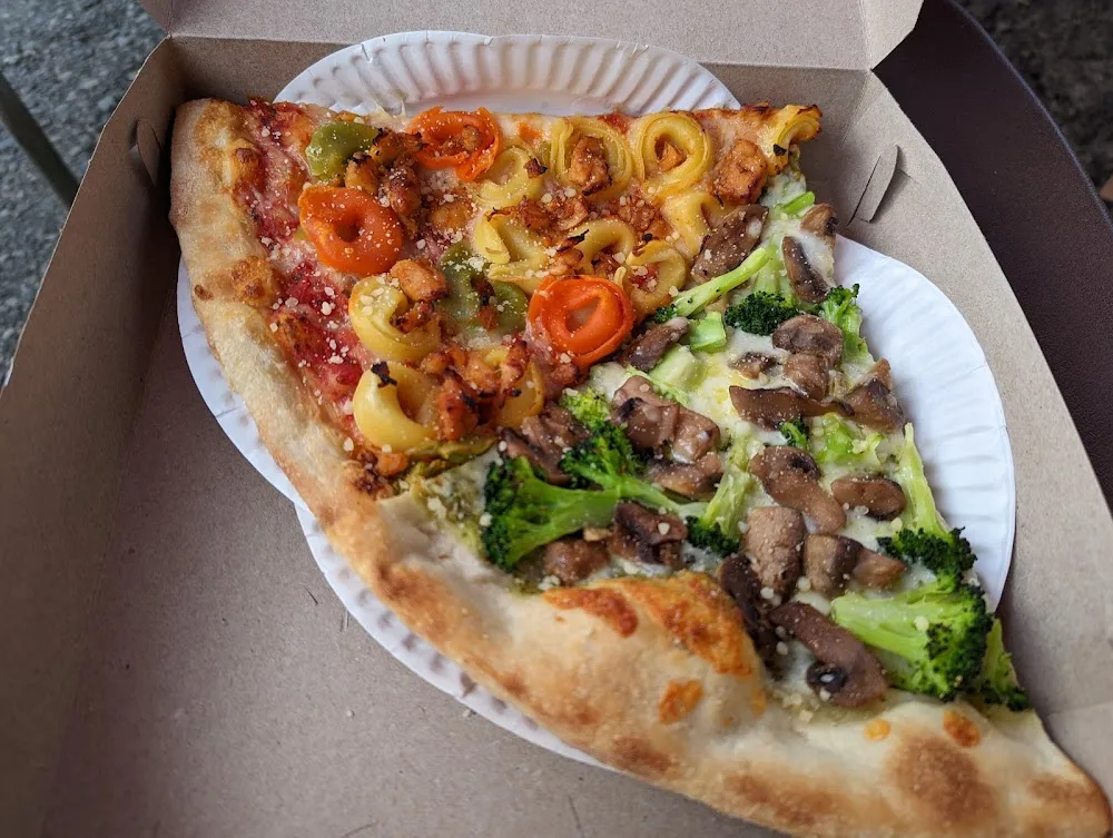 Tortellini Slice and Mushroom Broccoli Slice